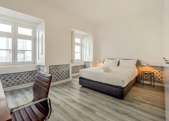 Bairro Alto Garden By Homing