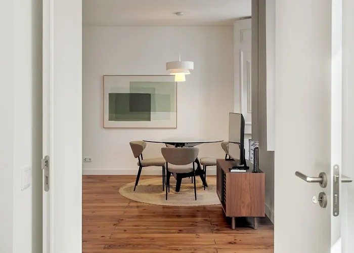Apartment Bairro Alto Garden By Homing Lisbon