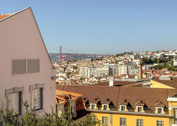 Apartment Bairro Alto Garden By Homing Lisbon